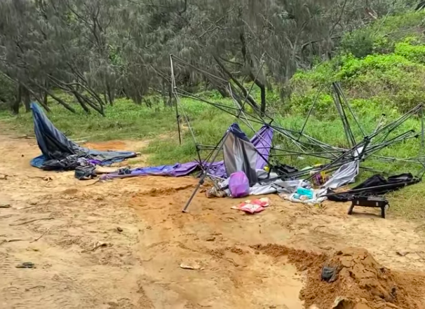 Article image for Beachside camp sites abandoned, leaving behind ‘disgusting mess’