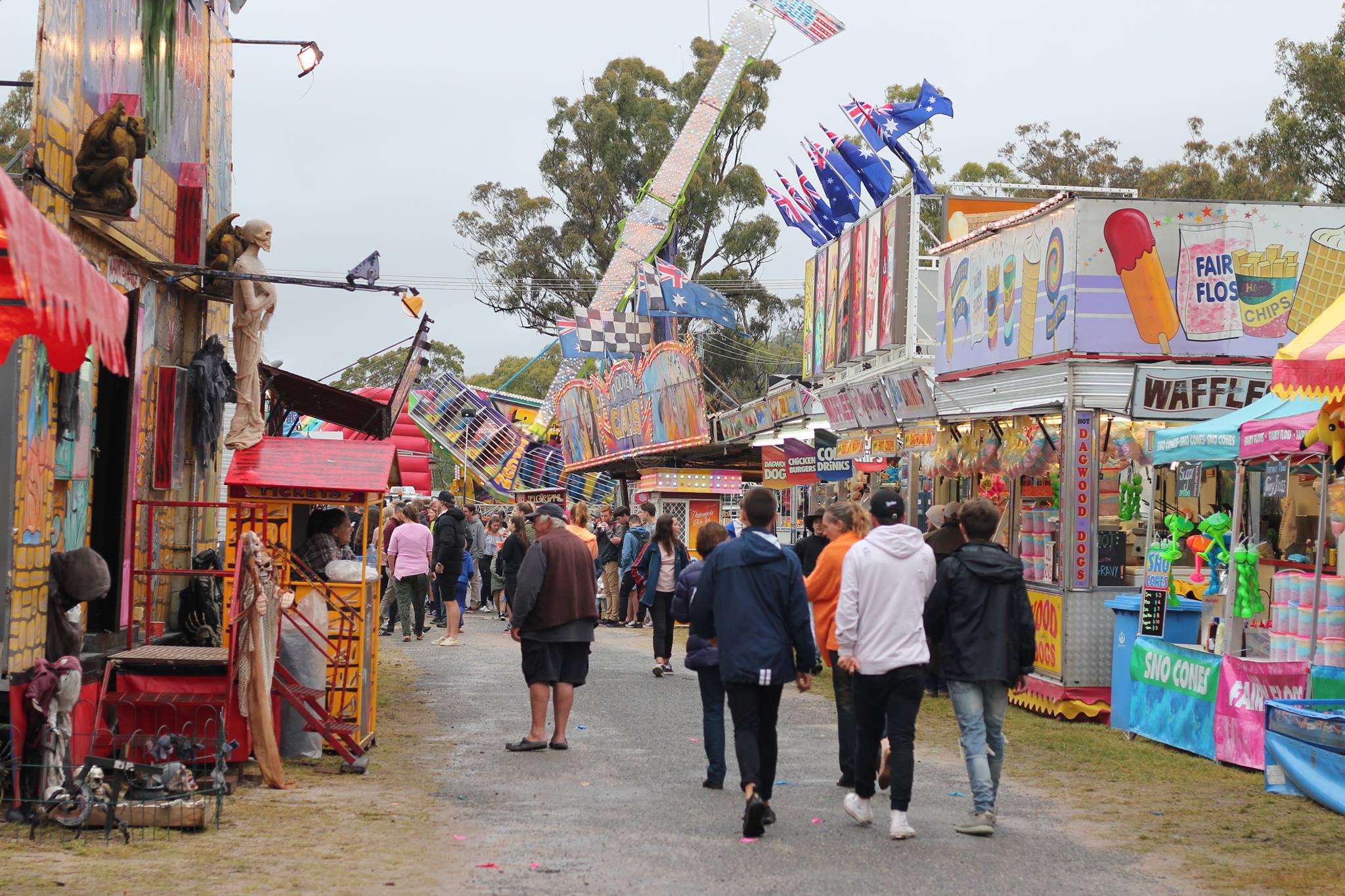 Dagwood dogs hot in Stanthorpe for rebooted Ag show season 4BC