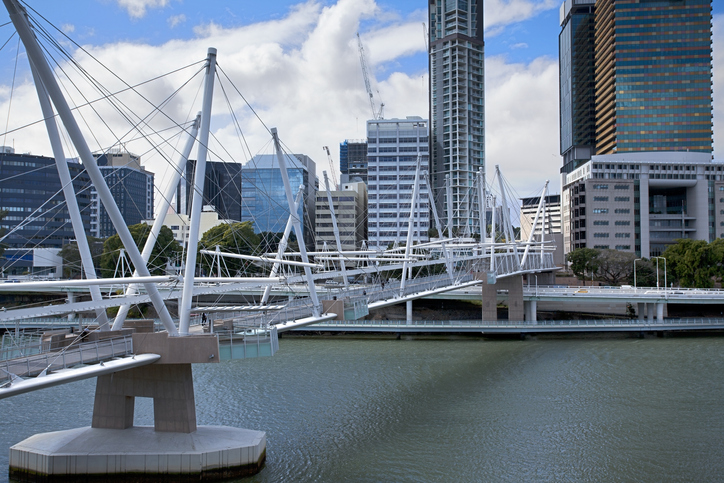 Brisbane city with Kurilpa Bridge