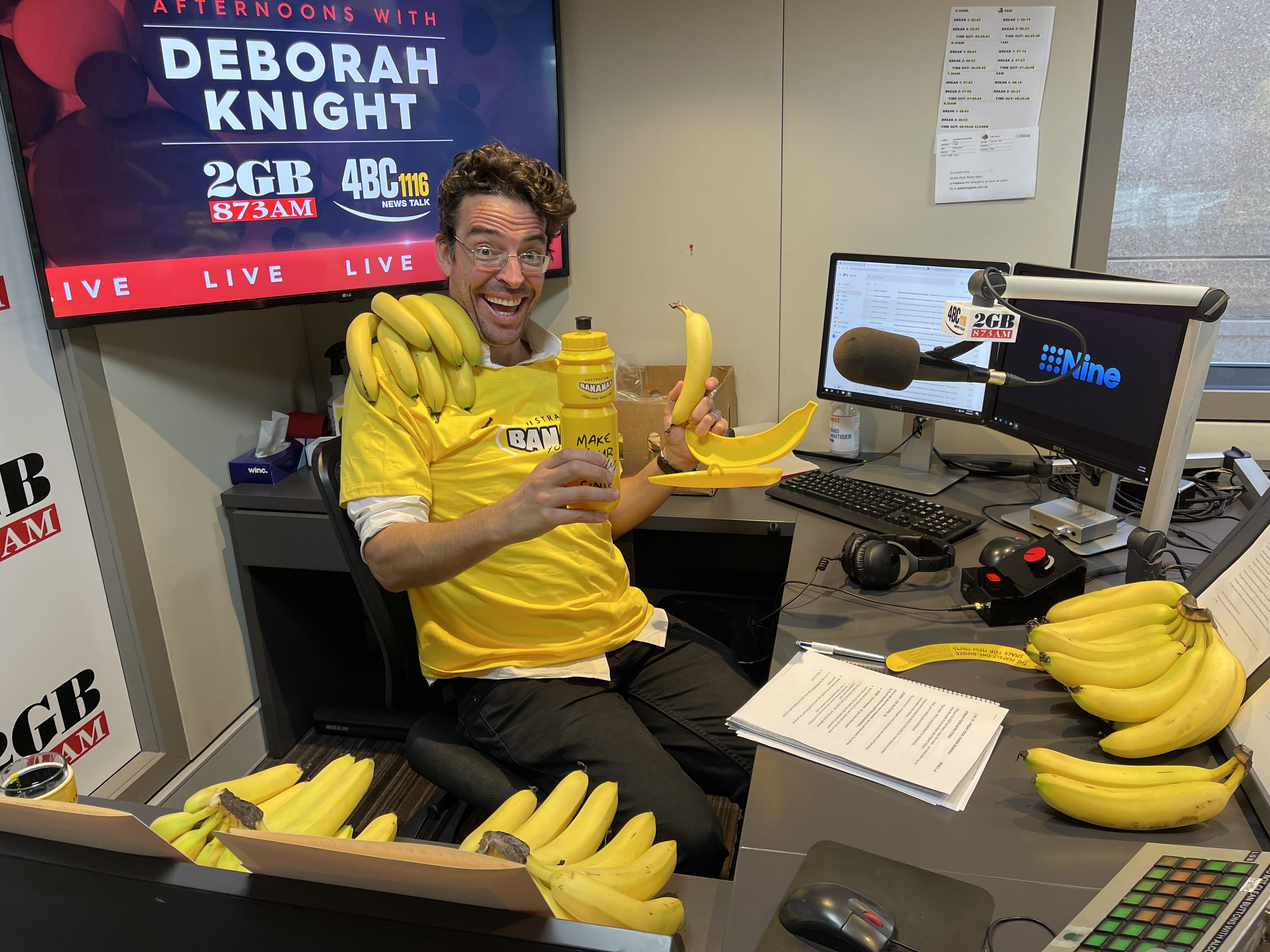 Joe Hildebrand goes bananas for bananas