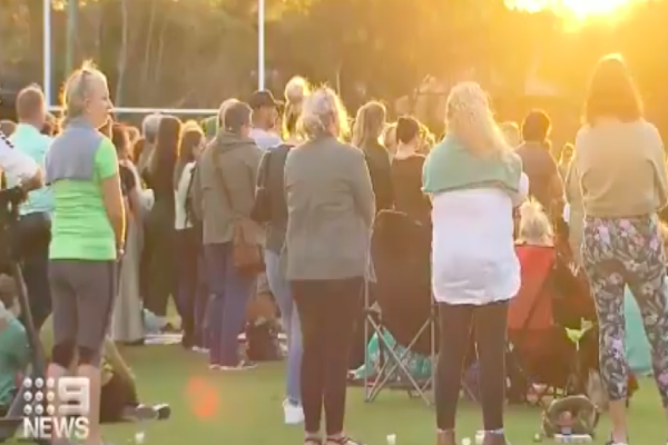 Article image for Gold Coast community comes together for candlelight vigil for Kelly Wilkinson