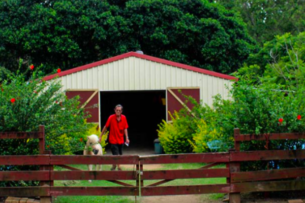 Article image for ‘End of the season’: Local icon ‘Farmer Graham’ shuts up shop after 34 years