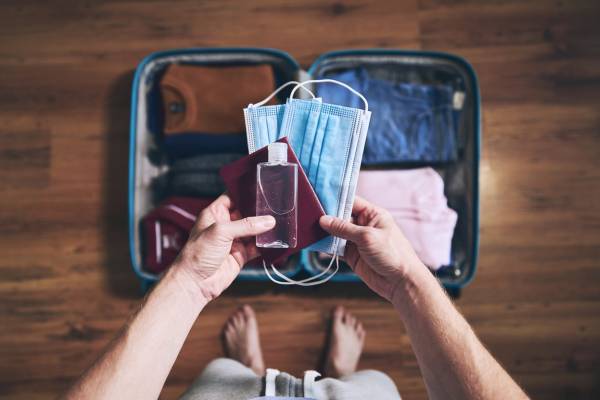 Article image for Tourism industry ‘gutted’ by delays on international travel
