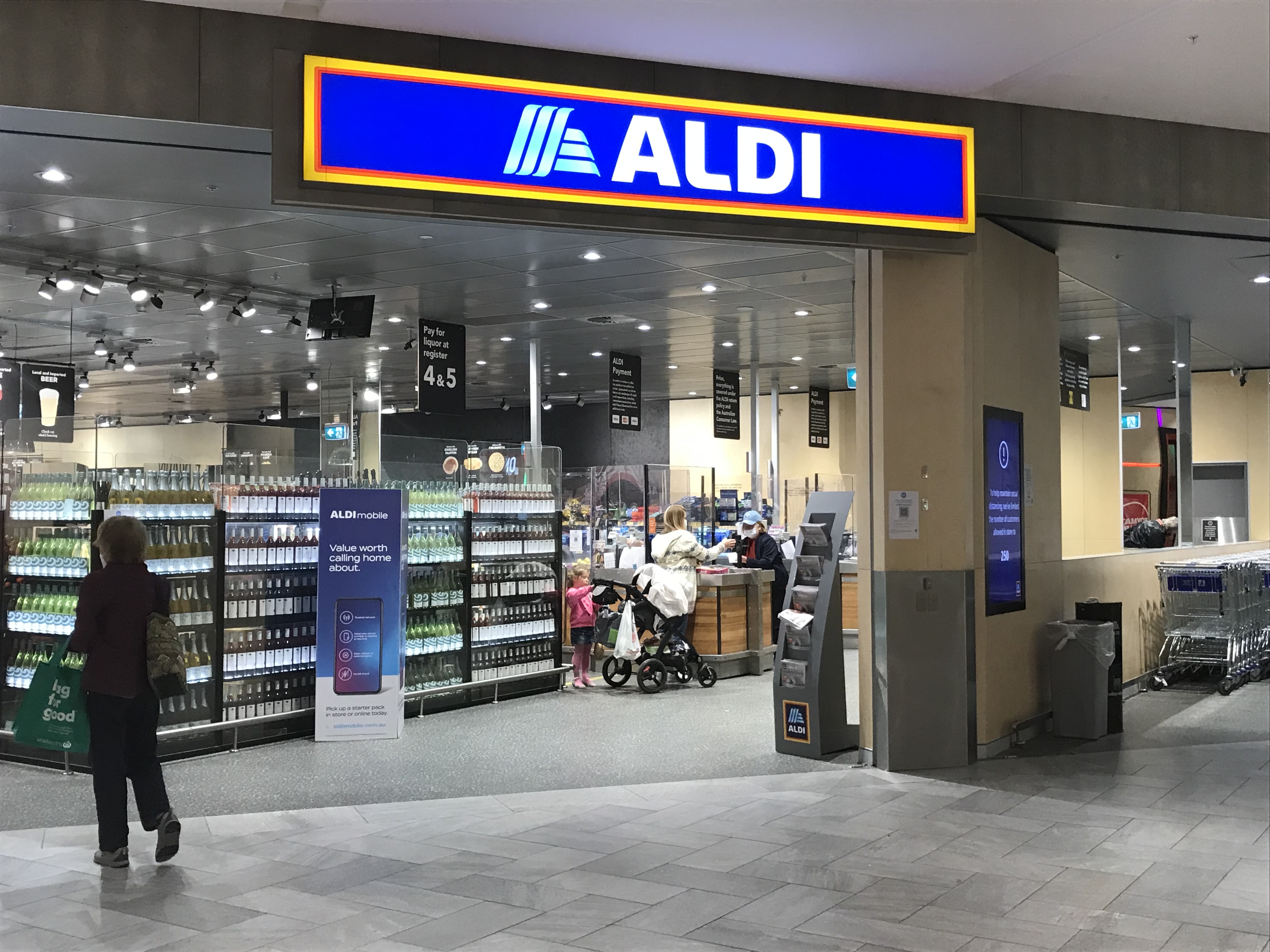 Aldi Warriewood Square