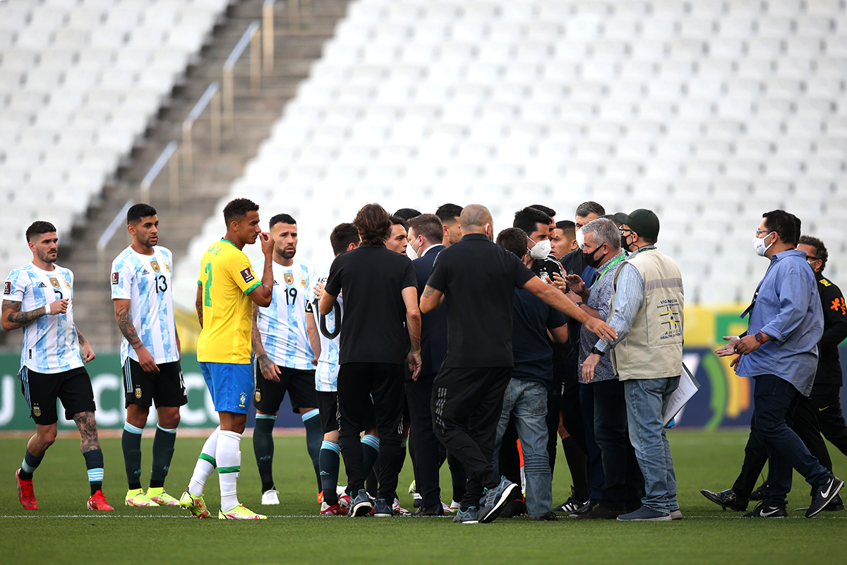 Article image for Brazil v Argentina: Health officials storm field at World Cup qualifier 