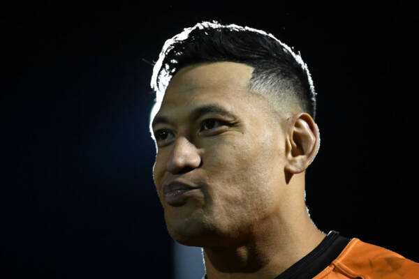 Article image for Political expert weighs in on Israel Folau politics rumour