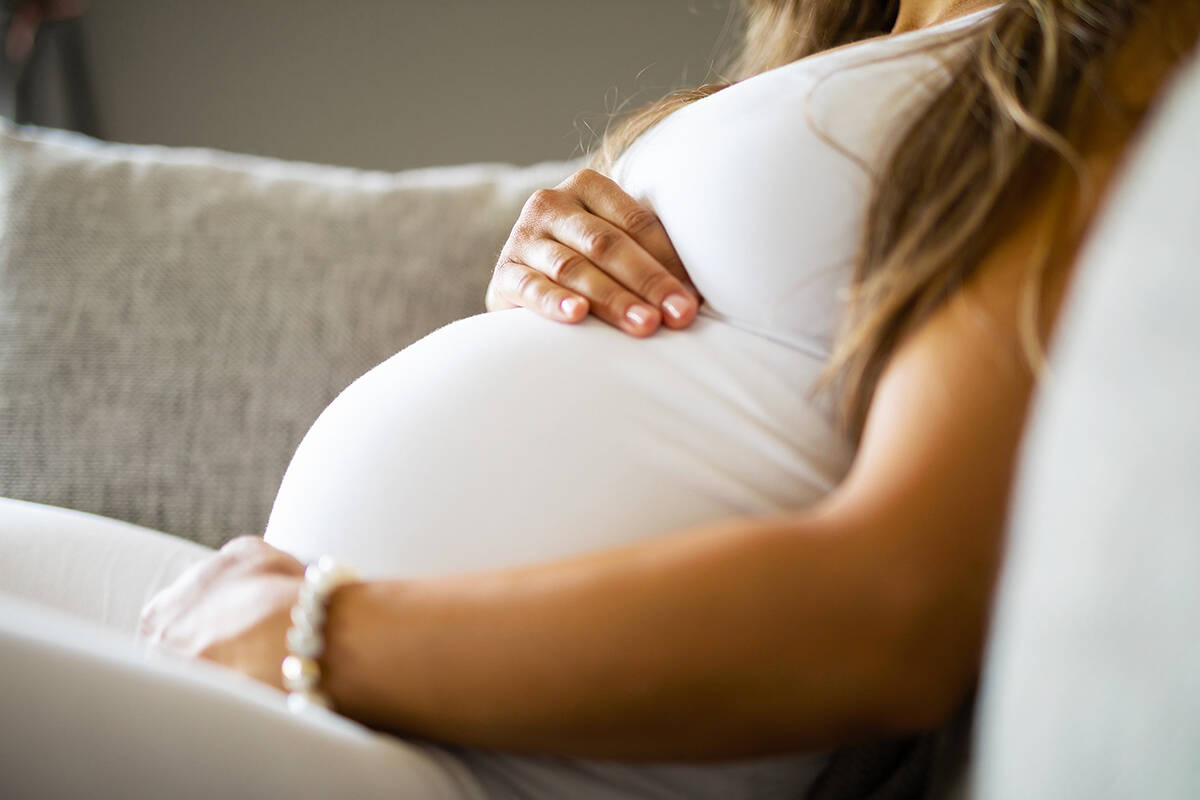 Article image for ‘Traumatic’ COVID-19 rule pushes women to birth without medical assistance