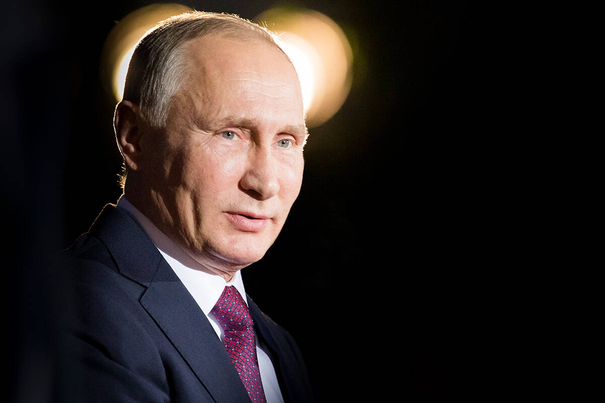 Article image for Vladimir Putin orders Russian troops into eastern Ukraine
