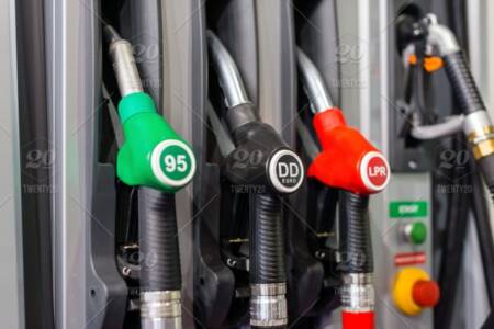 Drive.com.au’s Top 6 tips to save fuel