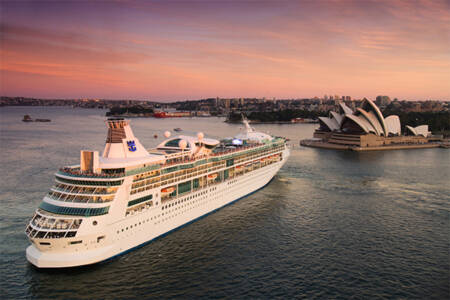 Cruise ships return to Sydney for the first time in two years