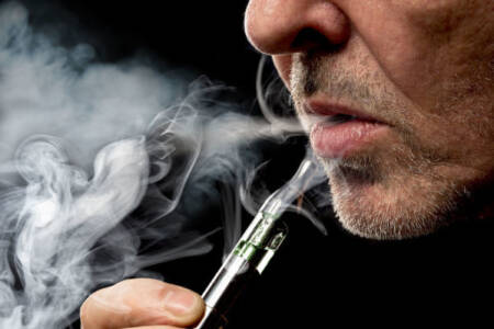 Retailers calls on the Albanese Gov to convene on the vaping black market