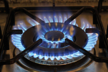 Surging energy bills make foreign investors rich