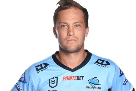 Cronulla star Matt Moylan credits new coach after re-signing with the Sharks