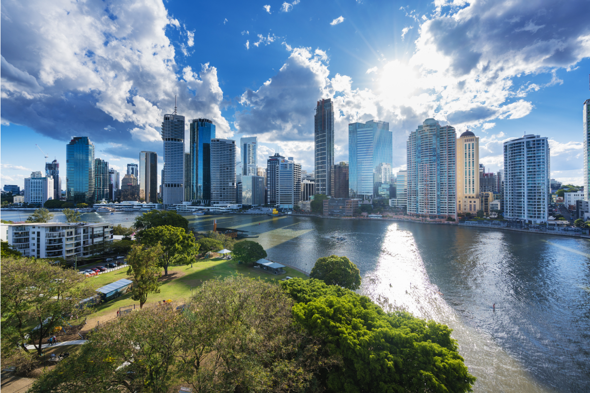Article image for Weather warning wrap-up: Heatwave, humid conditions continue in SEQ