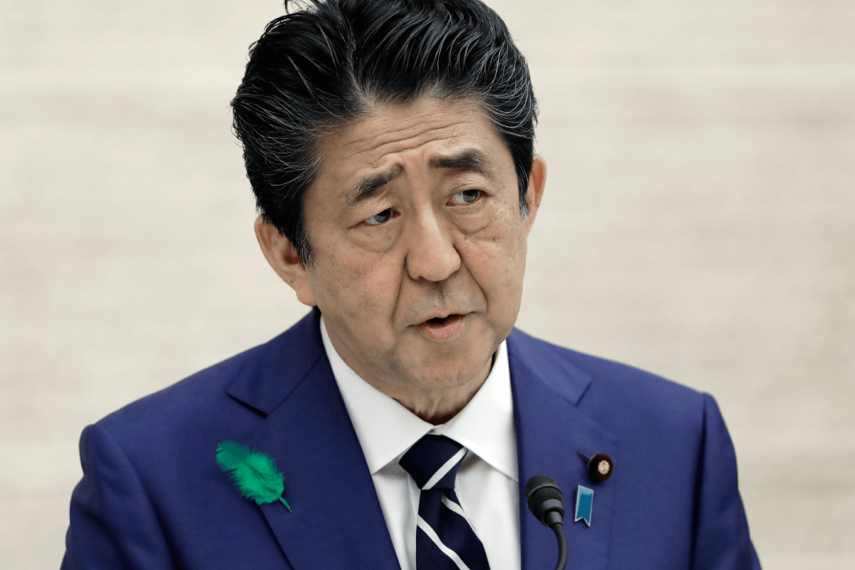 Article image for Former Japanese PM Shinzo Abe shot during speech