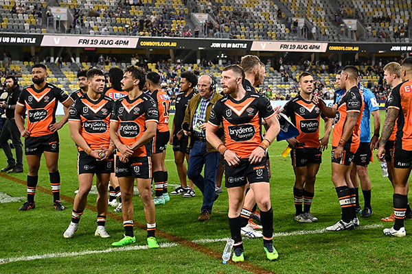 Article image for ‘Legitimately robbed’: Fans divided over NRL Bunker’s last-second call