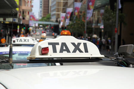 Qld taxi drivers demand state matches NSW compensation offer