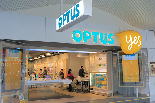Article image for The bargaining chip for Optus customers looking to ditch their fixed-term contracts