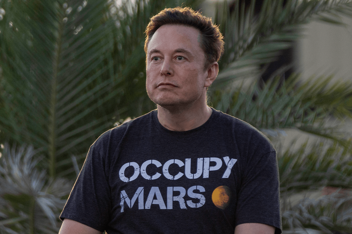 Article image for Twitter users vote for Elon Musk to step down as head of the company
