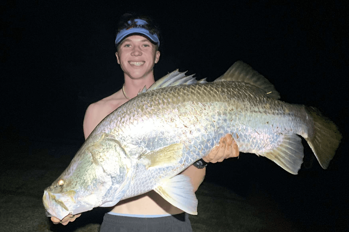 Article image for Fisherman hauls in $20,000 barramundi while on holiday