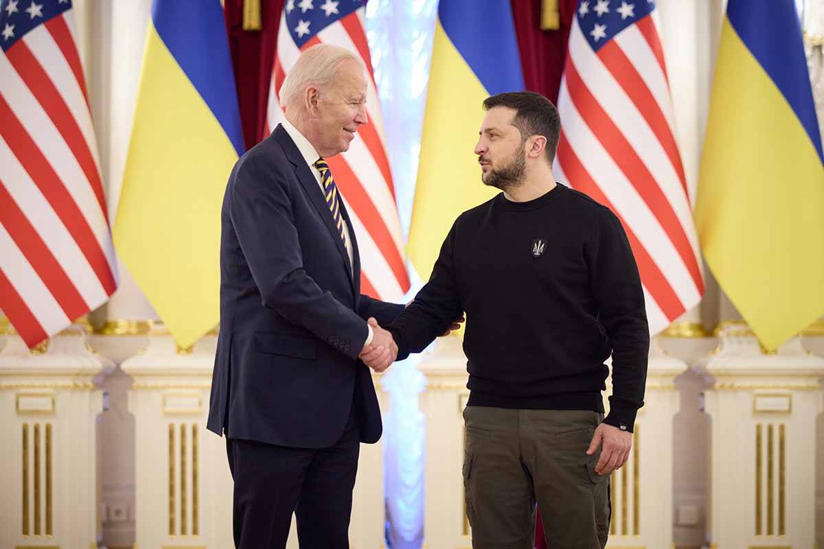 Article image for US President makes surprise first visit to Ukraine since Russian invasion