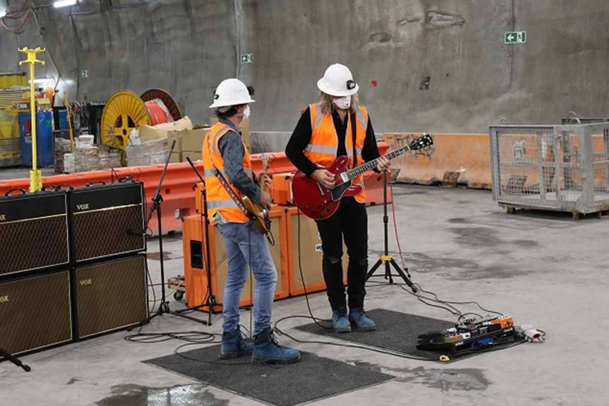 Article image for WATCH | Powderfinger guitarists perform exclusive underground gig