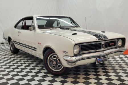 Record Breaking Aussie car up for Auction