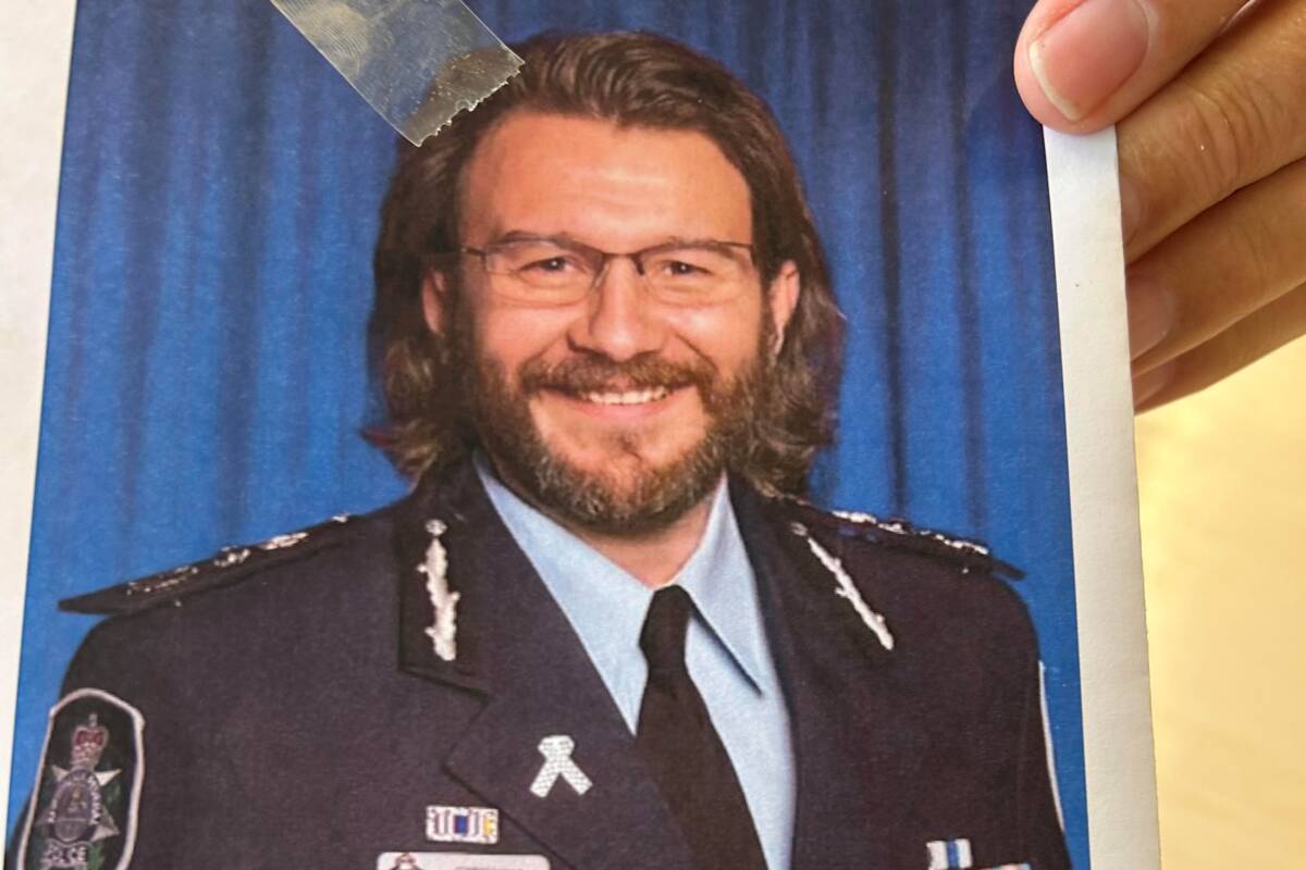 Article image for Police Commissioner receives hilarious prank photo from team