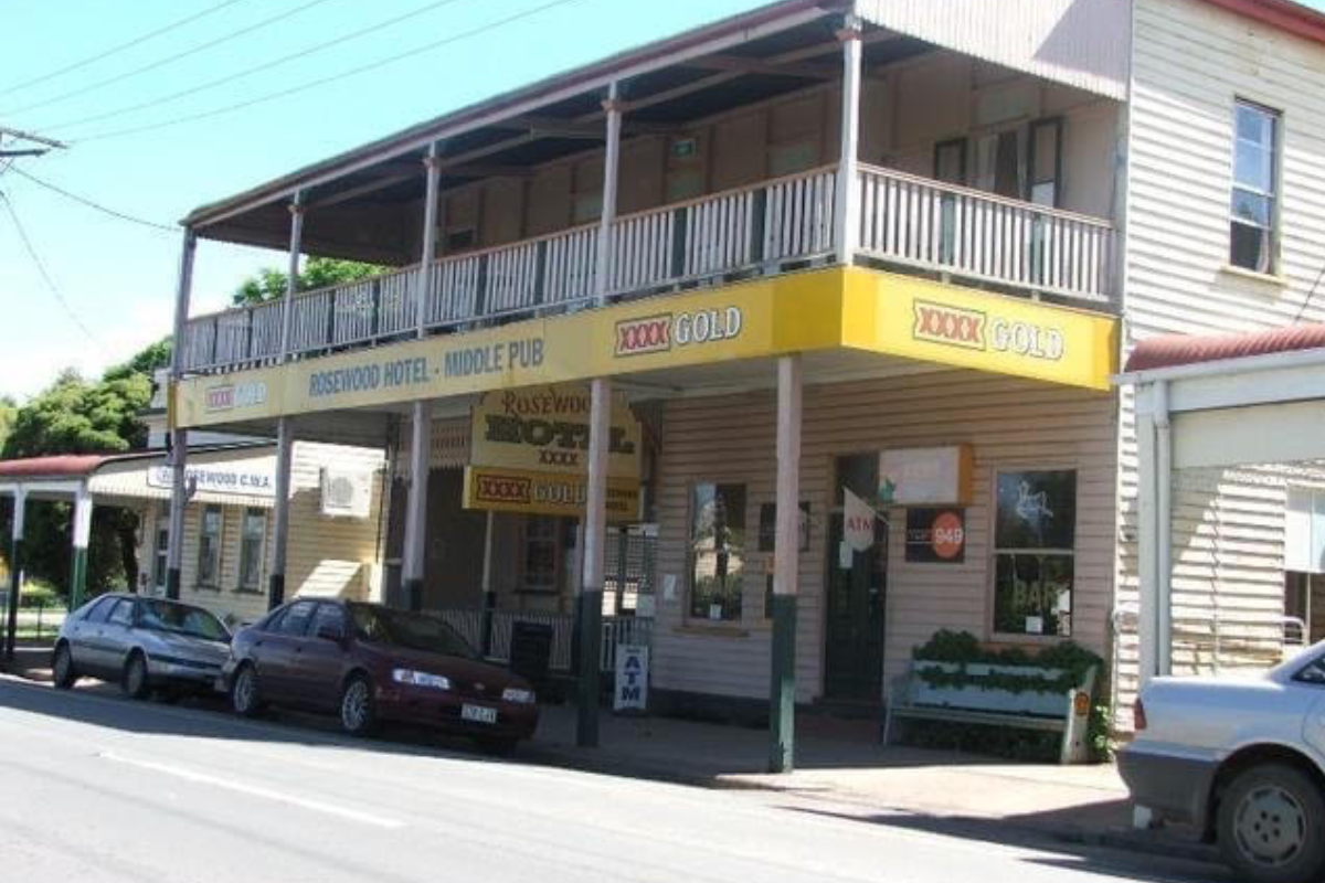 Article image for An iconic Queensland pub has been reopened