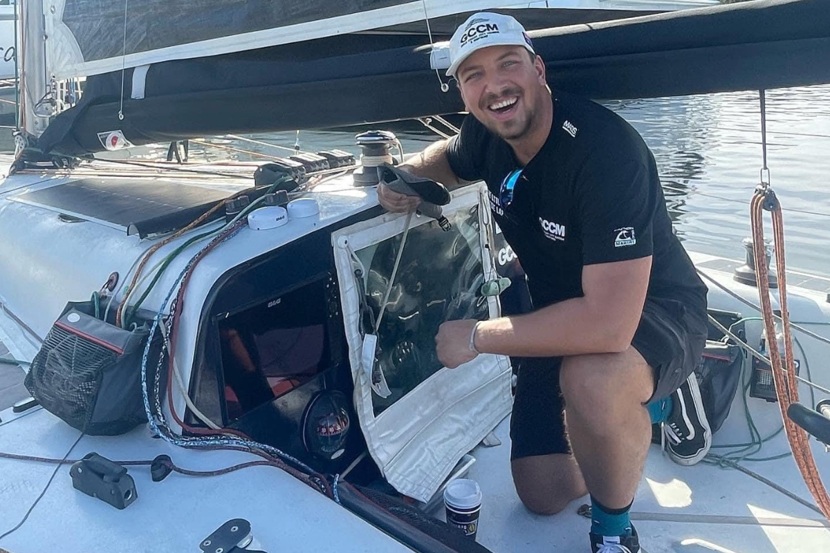 Article image for Queensland sailor rescued after attempting to break world record