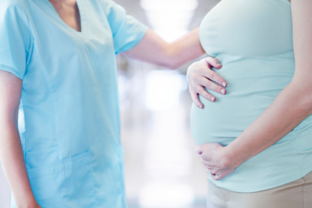 Queensland GP providing midwife service amid healthcare crisis