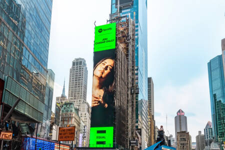 Indie pop sensation Jem Cassar-Daley lights up Times Square