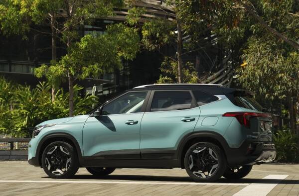 Santa Fe Or Seltos: Your Perfect Family Suv Awaits - ytqjzp4