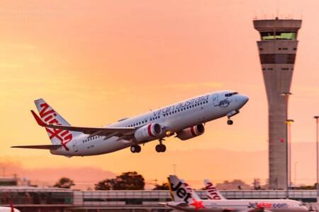 Brisbane residents to seek inquiry over ignored airport noise complaints