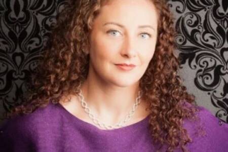 Amanda Lambros – an alliance of sports booing & the ‘Karen’ stereotype
