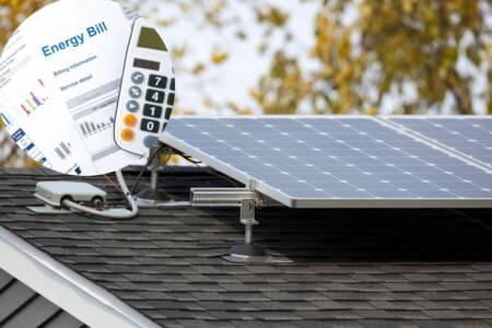 EXPLAINER: Harnessing renewables and energy storage to cut electricity costs