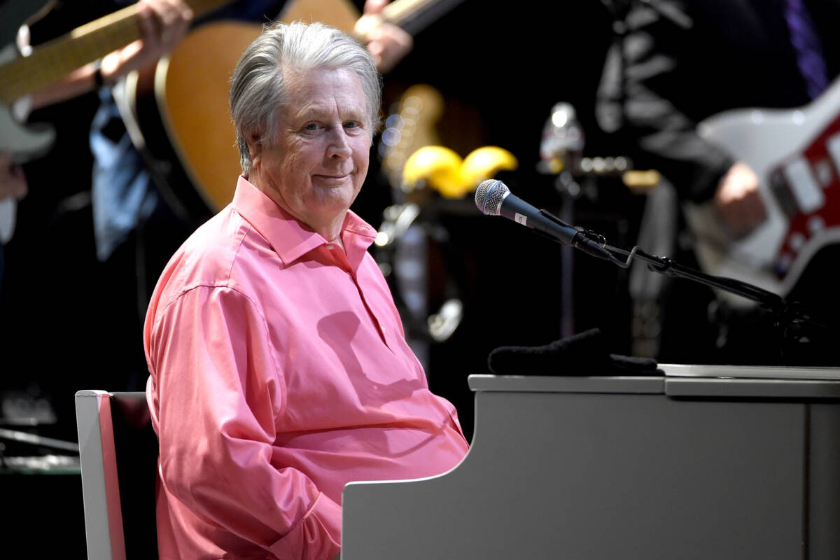 Article image for Musician Sean Sennett pays tribute to Beach Boys lead singer Brian Wilson