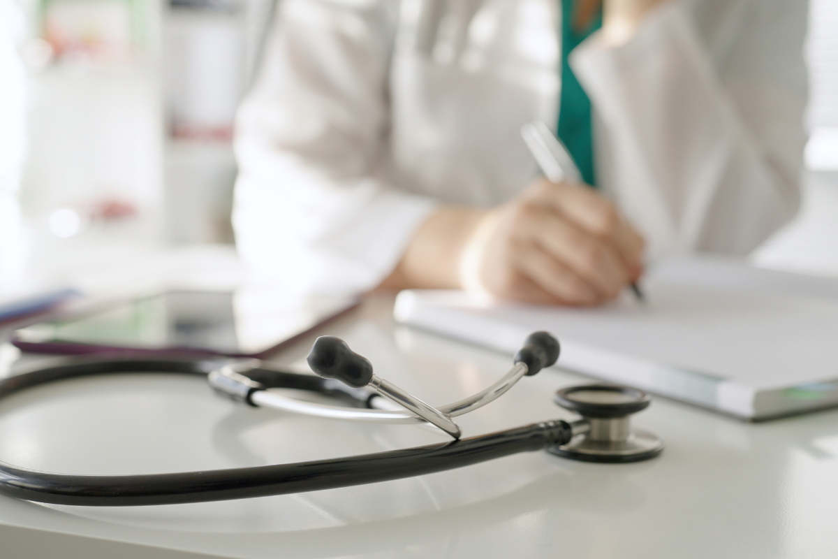 'A silent epidemic': Stark warning issued for men under 50 - 4BC