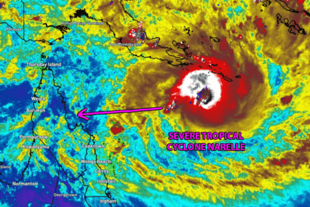 Port Douglas spared the worst as 315km/h Cyclone Narelle bears down on Cape York