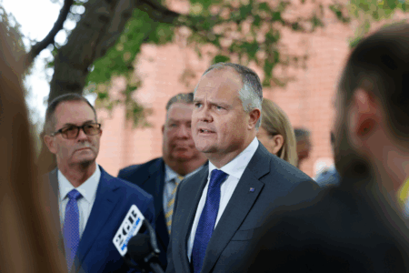 “Amateur hour”: Ted O’Brien slams Government over 115k stranded Aussies